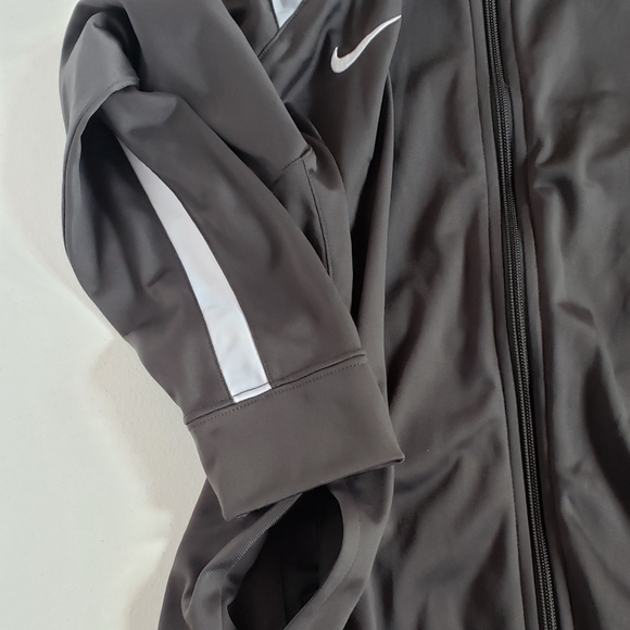 Nike Track Jacket Boys Youth XL Gray Full Zip Long Sleeve Mock Neck Swoosh Logo - Picture 4 of 6